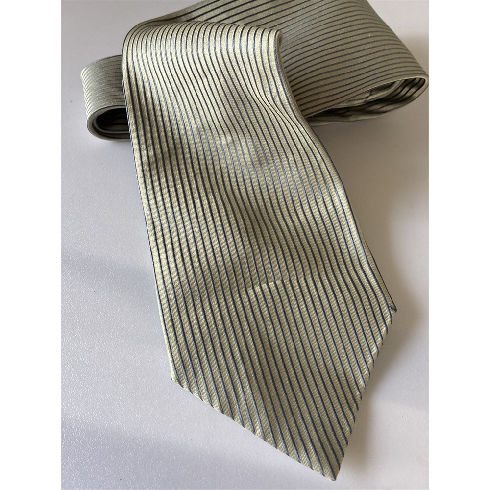 Martin Wong Collection Handmade Silk Stripped White Blue Pinstriped Tie